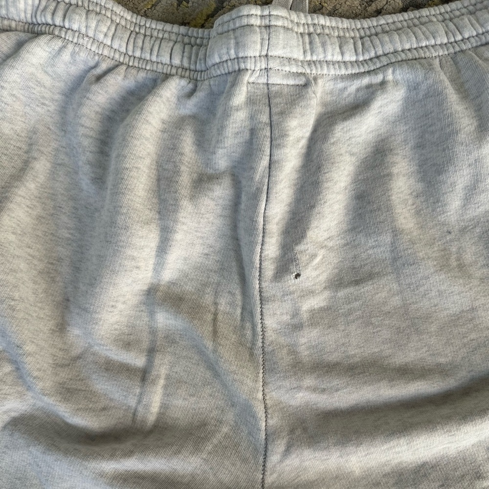 Victoria's Secret Pink Sweatpants - Picture 3 of 4